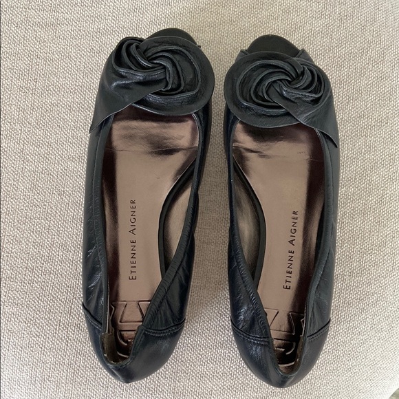 Etienne Aigner “Lunar” Black Flats with Decorative Rosette - Picture 1 of 12